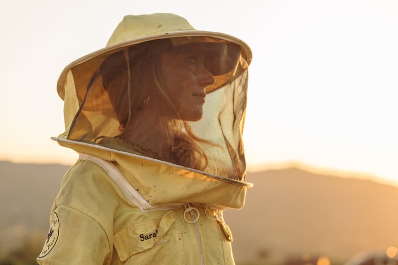 BeeGirl Ashley Batz photo